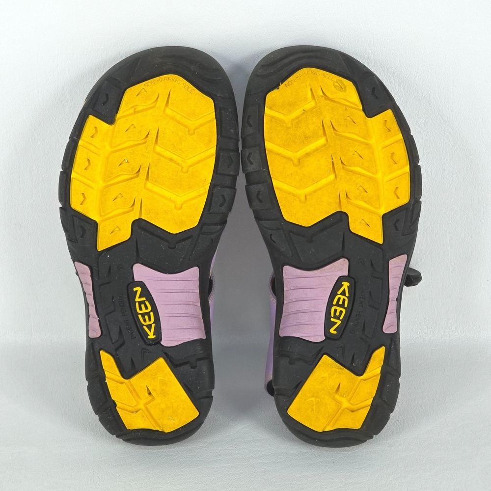 KEEN Newport H2 Youth Hiking Sandals Girls 6 Water Shoes Outdoor Activewear - Picture 9 of 13